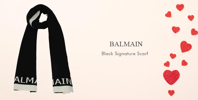 Balmain
Black Signature Scarf