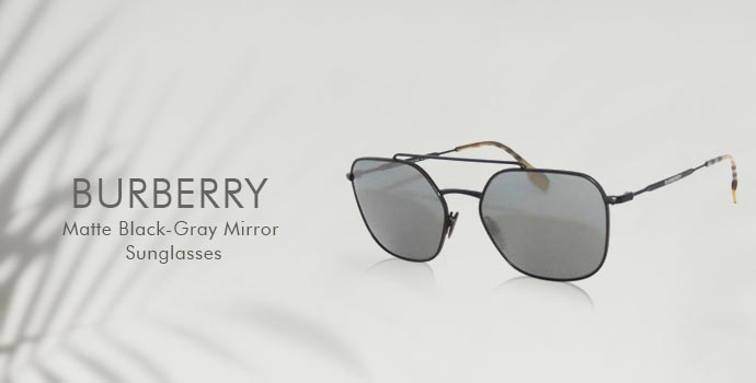 Burberry
Matte Black Gray Mirror Sunglasses