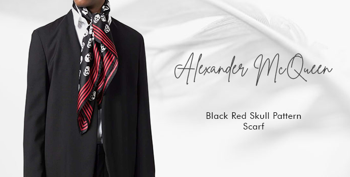 Alexander Mcqueen
Black Red Skull Pattern Scarf